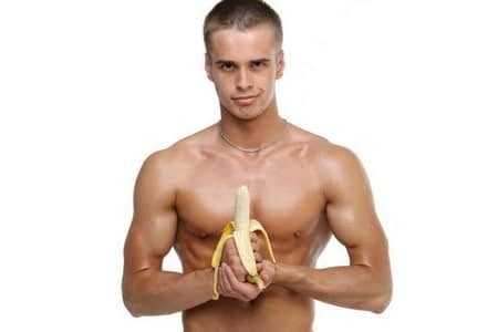 Мужчина с бананом
